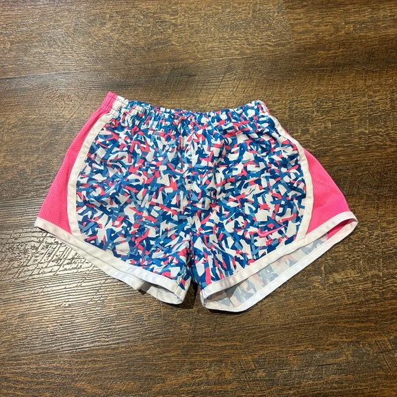 Nike Shorts 6 - Picture 5 of 8